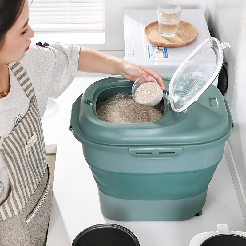 Foldable Airtight Storage Box – For Kibble, Grains & More (15kg Capacity) pack front