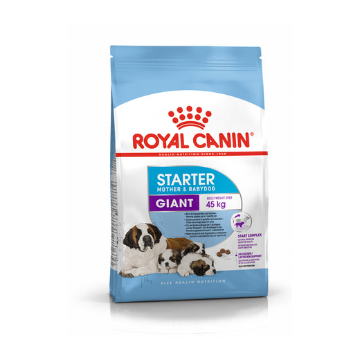 Royal Canin Giant Starter 15Kg - Mother and Puppy pack front on white background